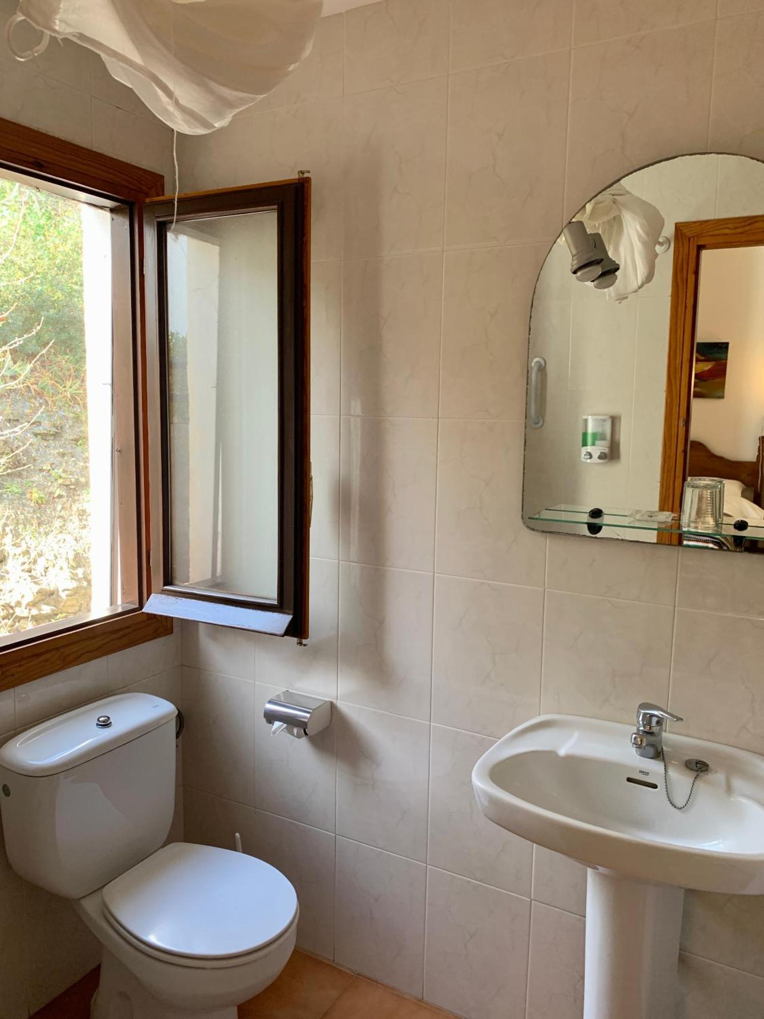 Hotel Los Bérchules Εξωτερικό φωτογραφία